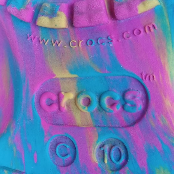 Size 10 crocs - Picture 11 of 14